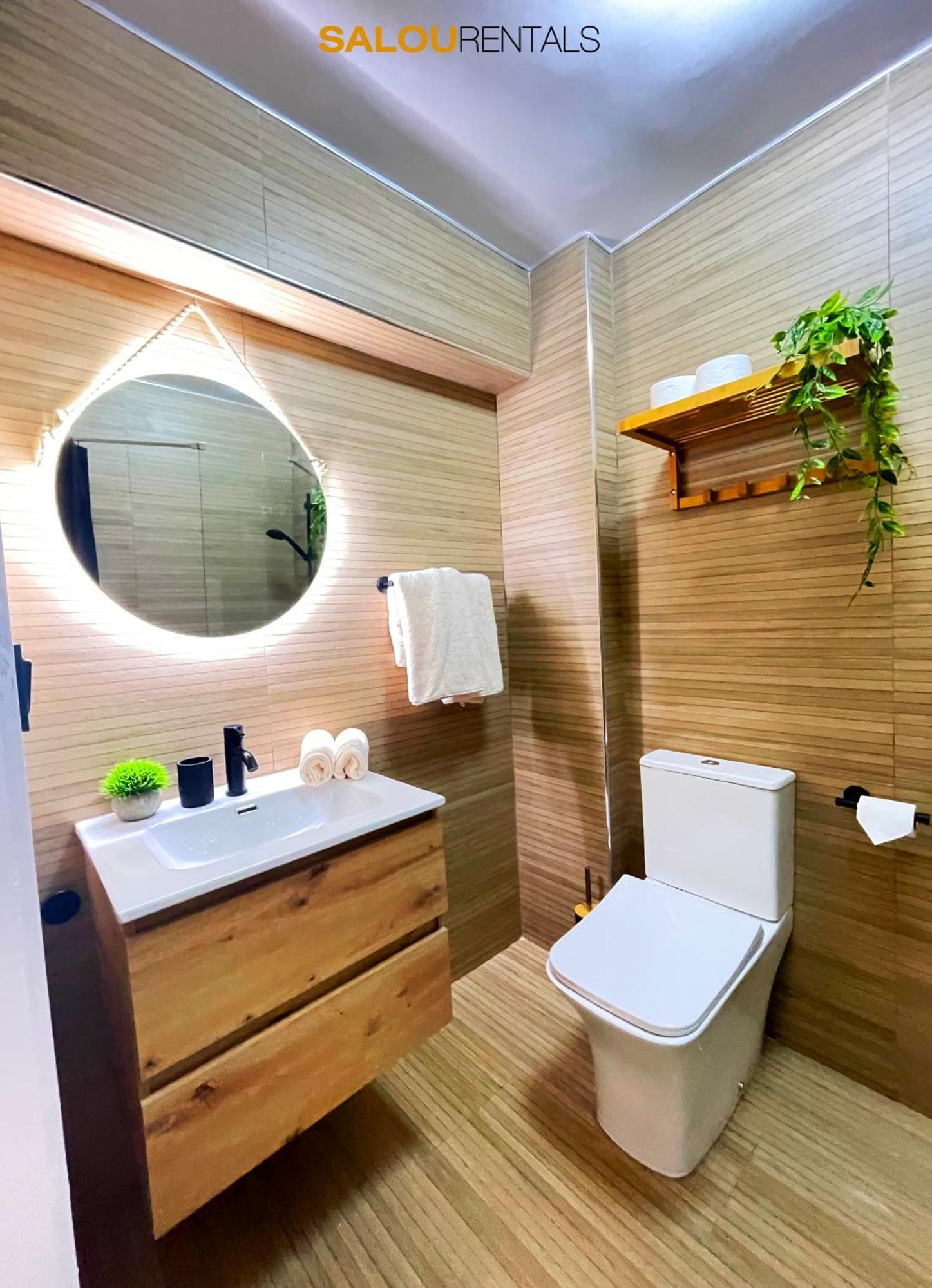 Daurada Oasis Suites - Renovated In 2024 - With Ac Salou Exterior photo
